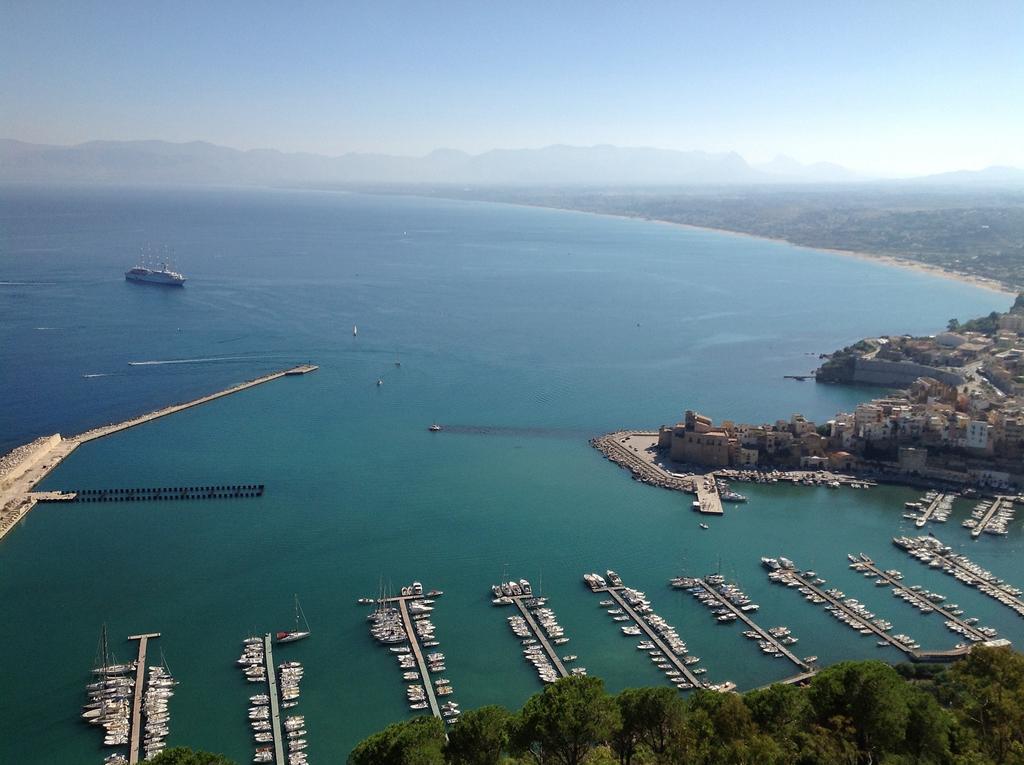 Casa Chiarenza Otel Castellammare del Golfo Dış mekan fotoğraf
